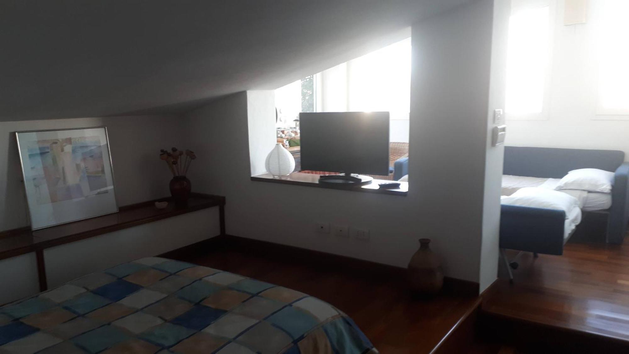 B&B Fiera - Mini Attico Болонья Экстерьер фото