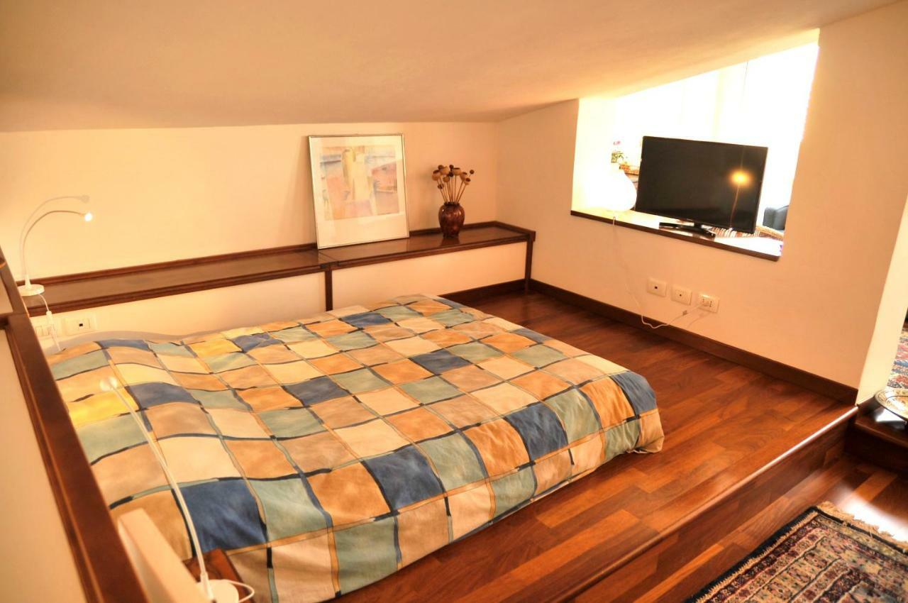 B&B Fiera - Mini Attico Болонья Экстерьер фото