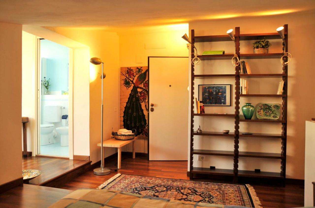 B&B Fiera - Mini Attico Болонья Экстерьер фото